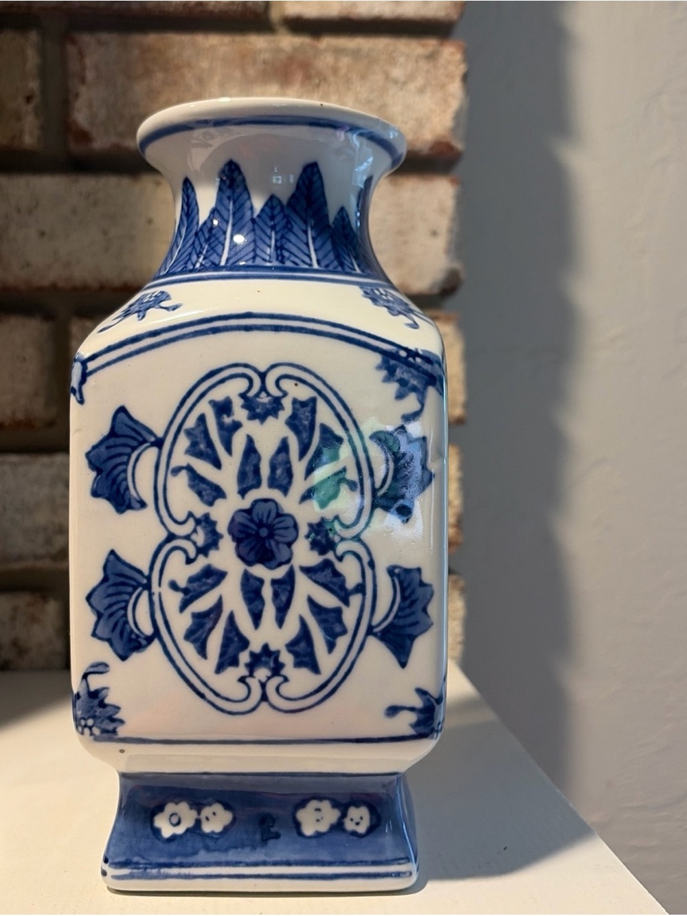 Vintage Blue and White Asian Floral Designed Vase 7"